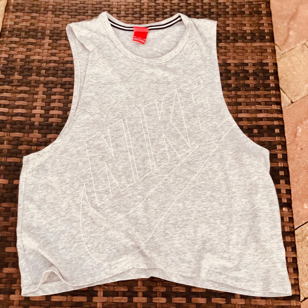 nike muscle shirt